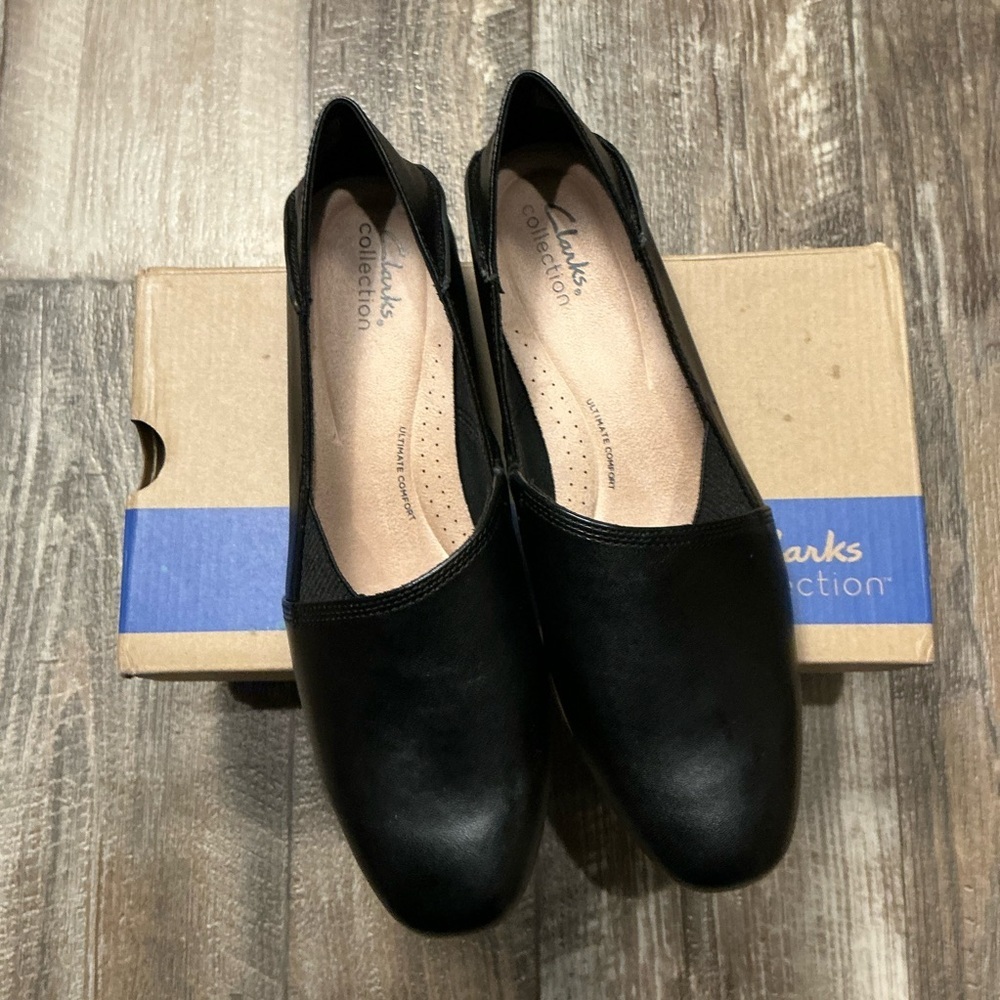 Clark’s Black Leather Low Block Heel Loafers Size 10 - Picture 7 of 16